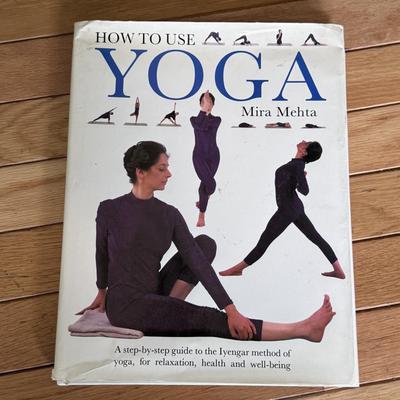 Body Lift Inversion Chair, Weights, and Yoga Accessories (LR-DZ)