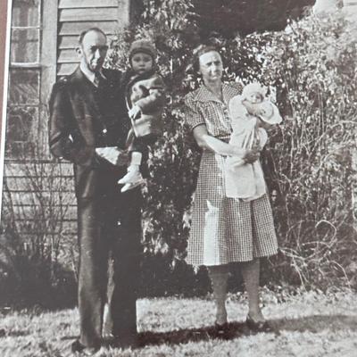 Three Vintage Photographs in Gold-Painted Wooden Frames (PB-DZ)