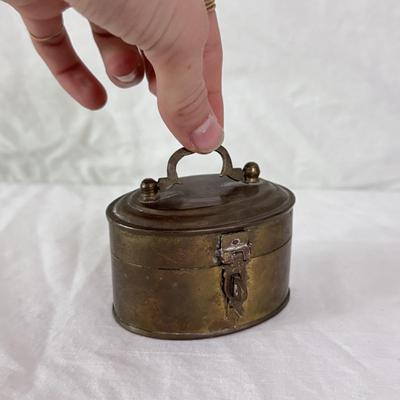 Collection of Worldly Items (PB-DZ)