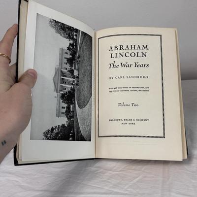 Books on Abraham Lincoln by Carl Sandburg (B1-DZ)