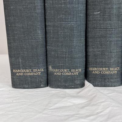 Books on Abraham Lincoln by Carl Sandburg (B1-DZ)