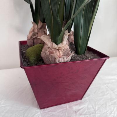 Three Faux Amaryllis Plants (B1-DZ)