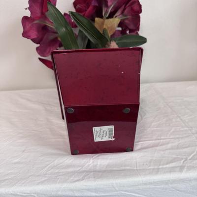 Three Faux Amaryllis Plants (B1-DZ)