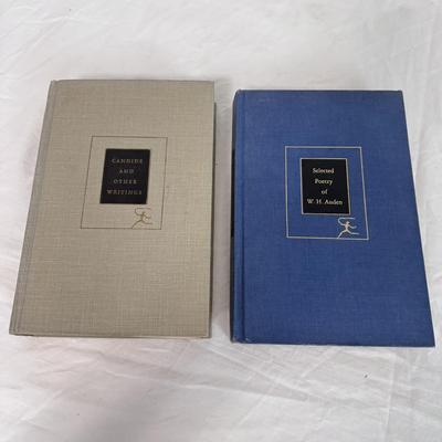 Henry David Thoreau, John Dos Passos, and More Books Published by The Modern Library (B1-DZ)