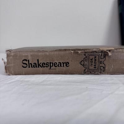 First Edition “Shakespeare” by Ivor Brown and Other Vintage Collectors Books (B1-DZ)