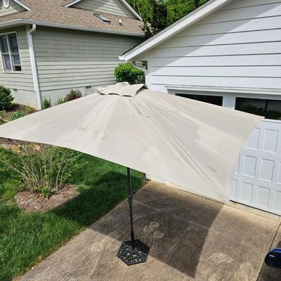 8' Patio Umbrella + Metal Stand (G-JS)