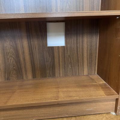 Two Wooden Bookshelves (B1-DZ)