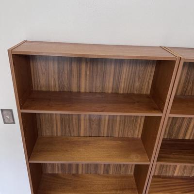 Two Wooden Bookshelves (B1-DZ)