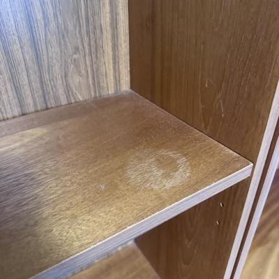 Two Wooden Bookshelves (B1-DZ)