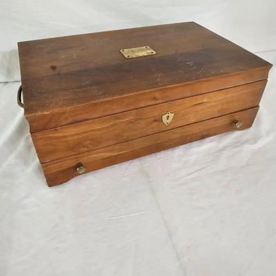 45 Piece WM Rogers 'Victorian Rose' Silverplate Flatware w/Case (DR-JS)