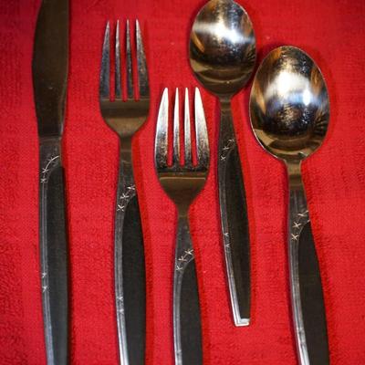 VINTAGE 1960'S MAR CREST EBONY ELEGANCE STAINLESS FLATWARE