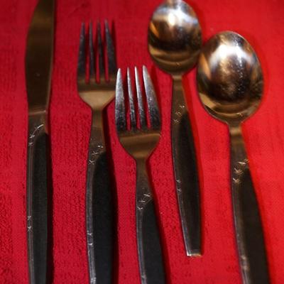 VINTAGE 1960'S MAR CREST EBONY ELEGANCE STAINLESS FLATWARE