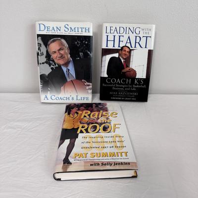 Several First Edition Sports Books, Signed Copy of “Reach for The Summit” by Pat Summitt and More (B1-DZ)