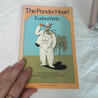 Books on US History, Including Several First Editions (B1-DZ)