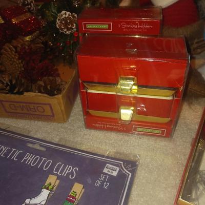 LARGE LOT OF CHRISTMAS DECORATIONS