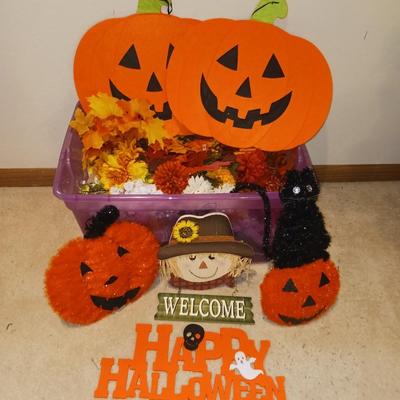HALLOWEEN DECORATIONS