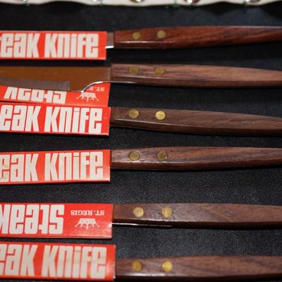 MCM 60'S KITCHEN SPOONS, STEAK KNIVES AND QUICKKLE EDGE KNIVES