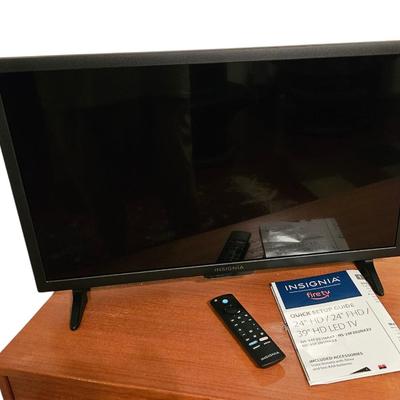 Insignia FireTV 24 Inch / Voice Remote and Alexa