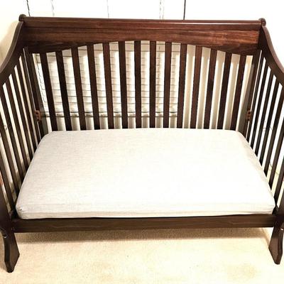 Pali Convertible Crib