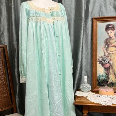 Vintage Gossard Artemis gown and robe