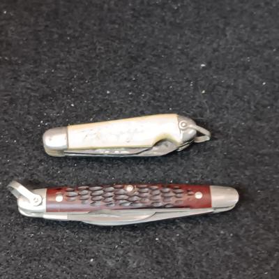 CASE AND A SECOND POCKET KNIFE
