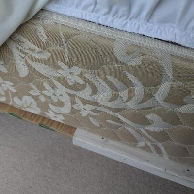 Cast Iron White Metal Bed Frame With Mattress & Box Spring (BR1)