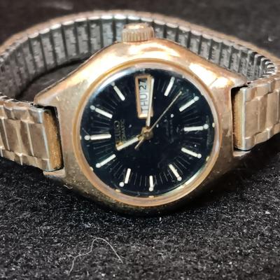 SEIKO AND AN ELGIN WATCH FOR PARTS OR REPAIR