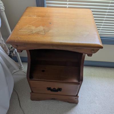 Pair Of Antique Eisen-Bilt Side Table Hoboken N.J. (BR1)