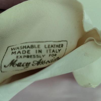 Vintage Women's Gloves One Pair Is Marked Macy Associates Italian Soft Leather (BR1)