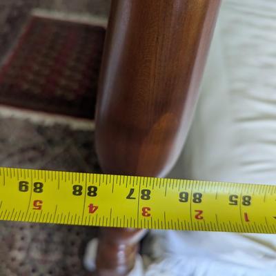 Solid Wood Four Post Bed Frame Mattress & Box Frame Not Included (BR2)