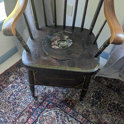 Antique Vintage Wood Wooden Commode Potty Toilet Armchair Chair (BR2)