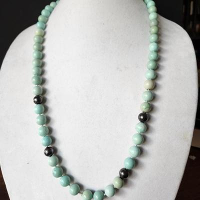 Chrysoprase Bead Necklace
