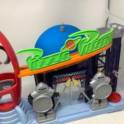 Disney Pixar Toy Story 4 Pizza Plant and Hot Wheels