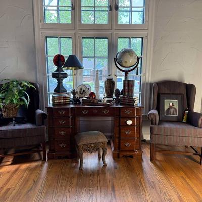 Lot 4: Beautiful Desk, World Globe, Chairs & More