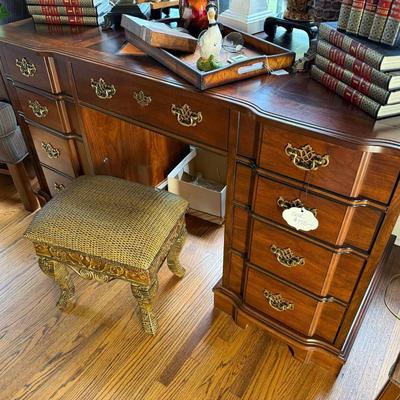 Lot 4: Beautiful Desk, World Globe, Chairs & More
