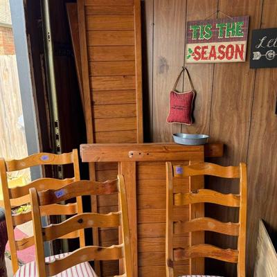 Lot 14: Southwest Couch, Chairs & More