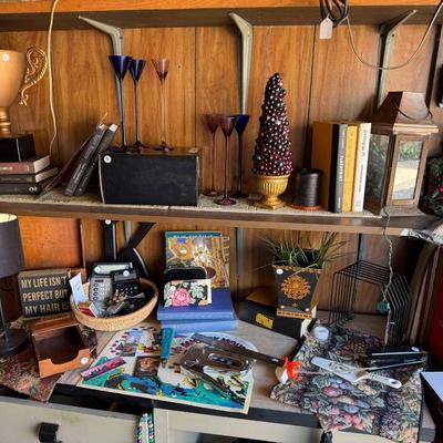 Lot 19: Desks, Bushes & More
