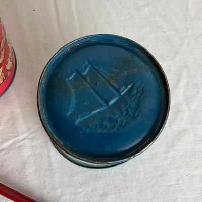 D928 Two T. Cohn Antique Lithograph Sand Pails