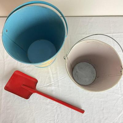D931 Two Vintage Sand Pails