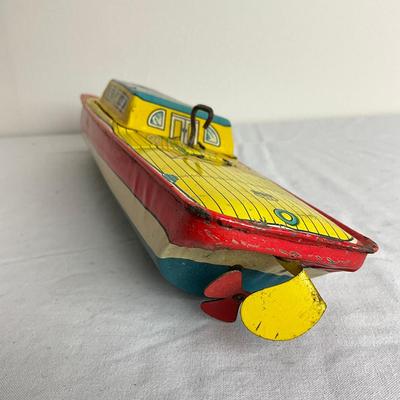 D941 Vintage J. Chein Peggy Jane Windup Boat Toy