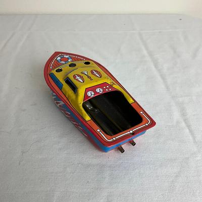 D942 Johnson Toy USA Tin/Metal Windup Toy