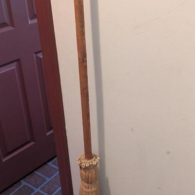 Early American Woven Besom Oak Dowel Handle Broom (H)
