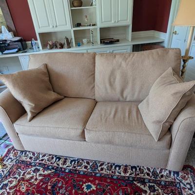 Havertys Furniture Sleeper Bed Couch (Heavy) (D)