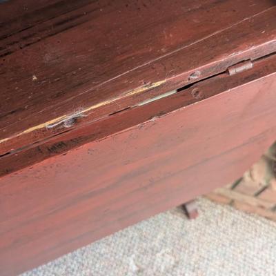 Antique Drop Leaf Table With Swing Out Legs (D)