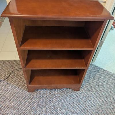 Wooden Maple Bookshelf (D)