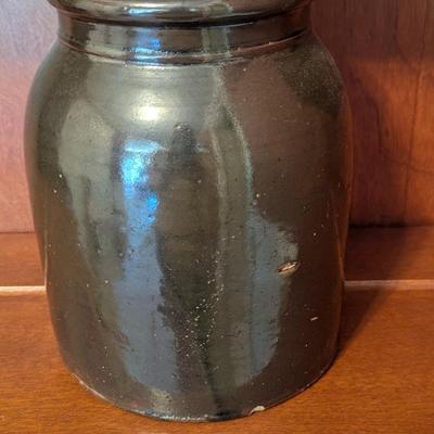 Glazed Stoneware Crock With Lid (D)