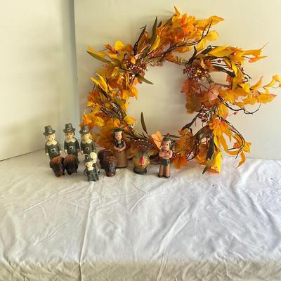 G1034 Vintage 1950’s Fall Gurley Candle Co. with Wreath