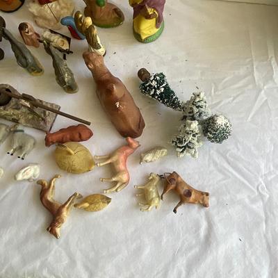 G1043 Vintage German Nativity Scene Figures