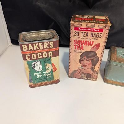 Vintage Tins Baker's Cocoa Squaw Tea Bags #9 (DR)