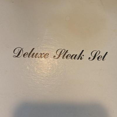 Royal Brand Cutlery Company Deluxe Steak Knives (DR)